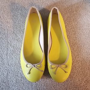 GAP SIZE 9 Yellow Ballet flats